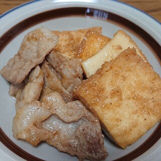 豚肉と厚揚げのゴマ酢炒め